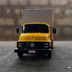 Mercedes-Benz 1313 Toco Baú Amarelo Controle Remoto - Escala 1/14